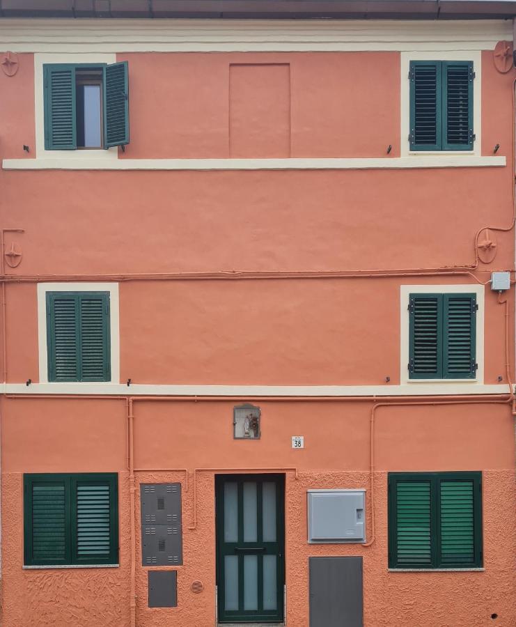 Ferienwohnung Al Castello - Aeroporto Delle Marche - Ancona Falconara Marittima Exterior foto